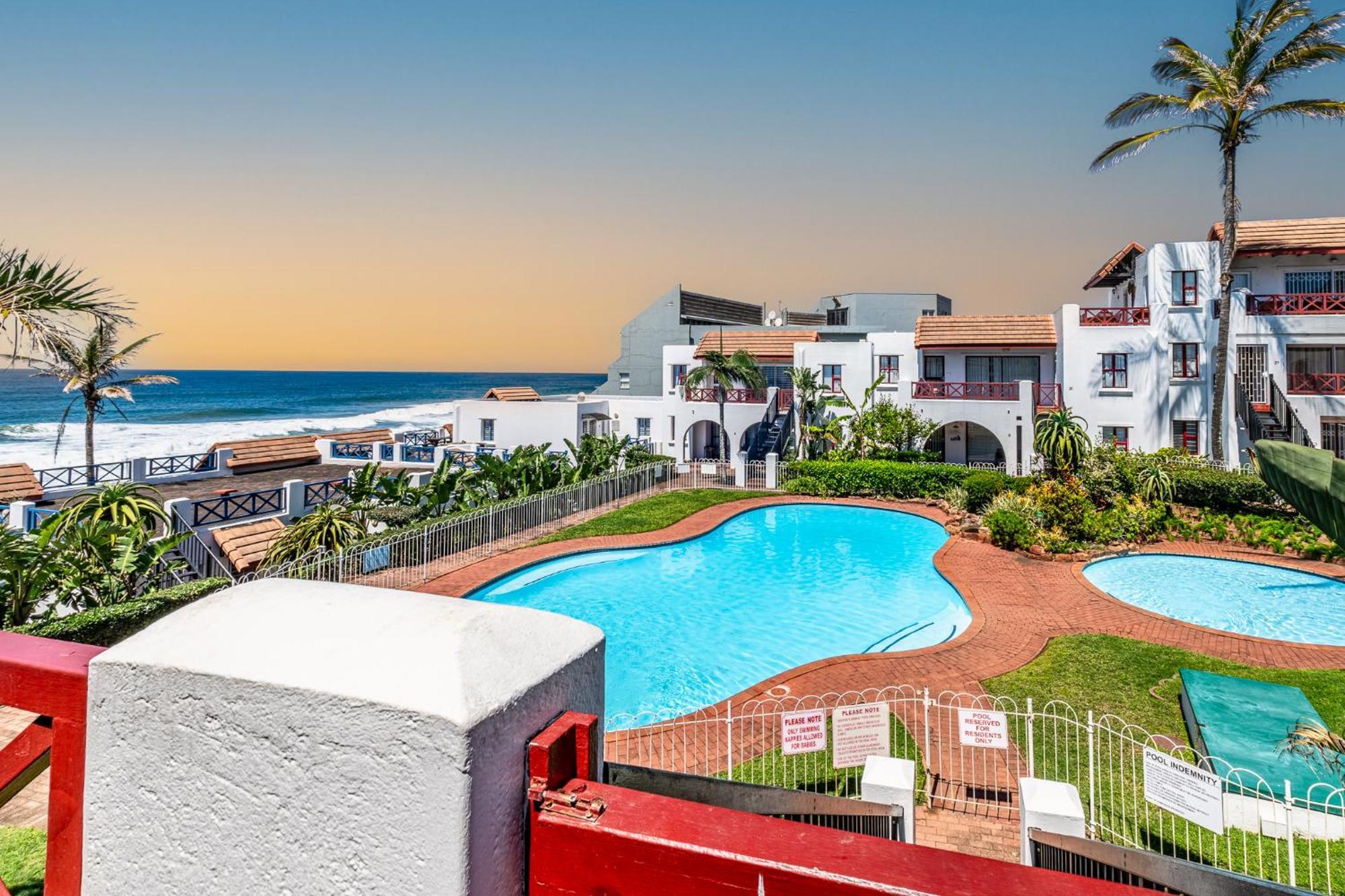 Le Paradis, Self-Catering Beachfront Apartments 巴利托 外观 照片